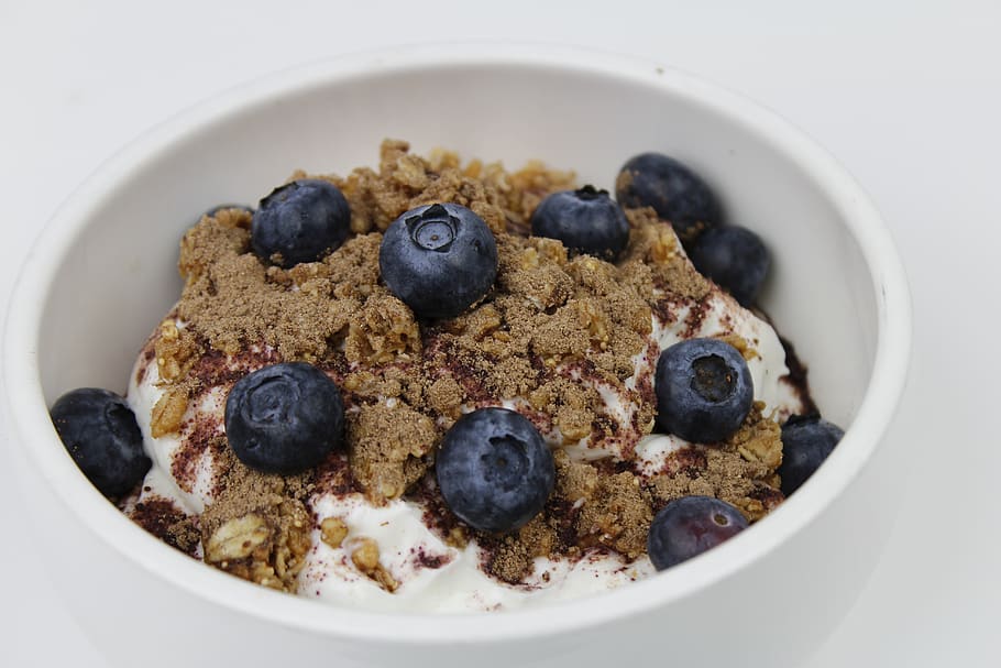 granola, breakfast, blueberry, food, food and drink, fruit, berry fruit, healthy eating, wellbeing, bowl