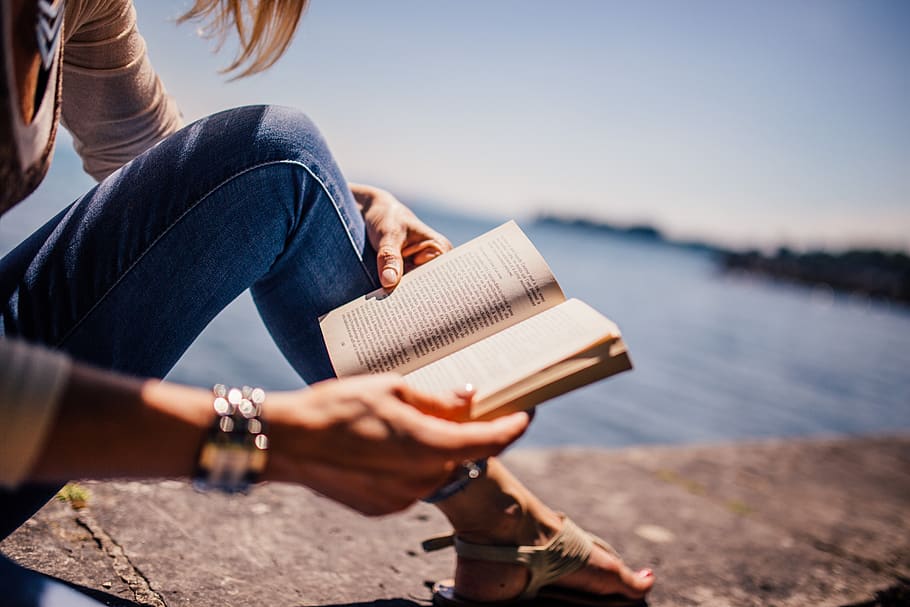 membaca, buku, gadis, wanita, orang, sinar matahari, musim panas, danau, air, satu orang