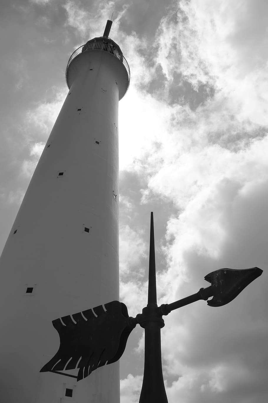 gibbs hill lighthouse, bermuda, landmark, navigation, safety, southampton, architecture, sky, cloud - sky, low angle view
