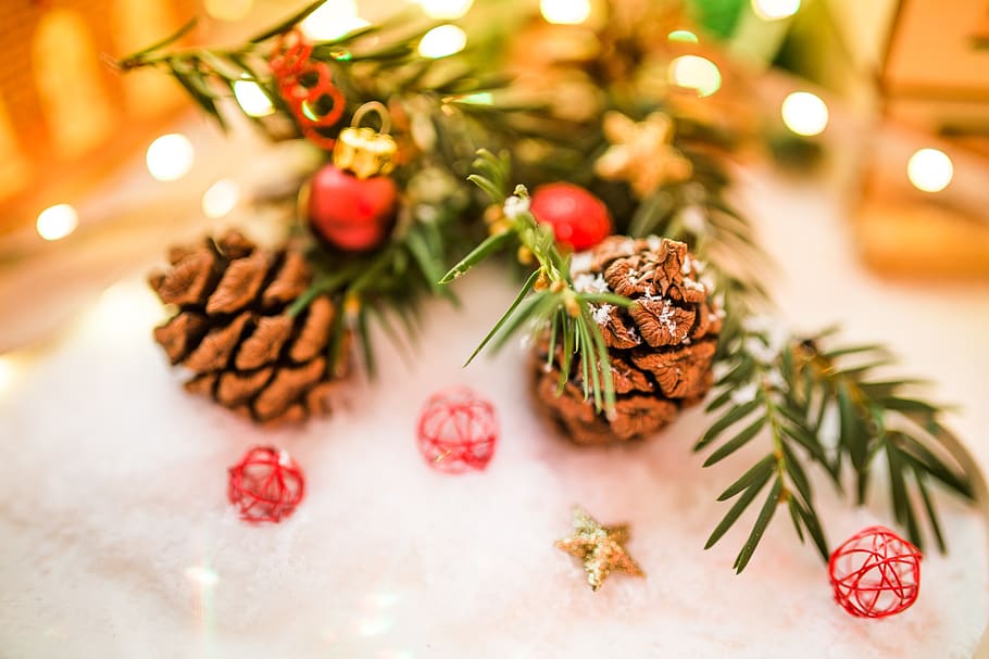 ornamen natal, bola natal, liburan, natal, dekorasi, perayaan, bokeh, hari Natal, dekorasi Natal, pohon