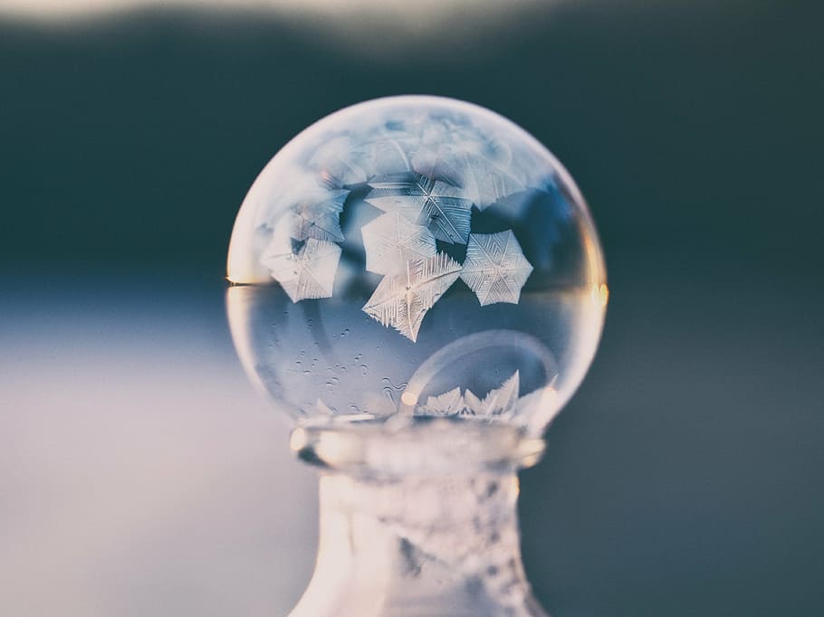 shallow, focus photography, frozen, sphere, photography, clear, glass, decor, crystal, ball