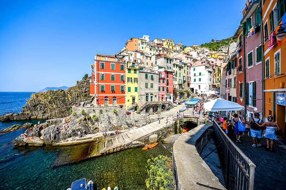 Cinque Terre, Riomaggiore, Italia, pueblo, costa, mar, mediterráneo, vacaciones, fachadas, liguria