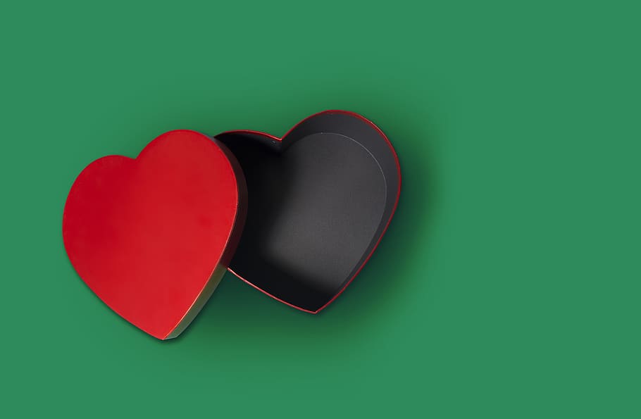 red, heart chocolate case, green, surface, box, heart, love, passion, romanticism, heart shape