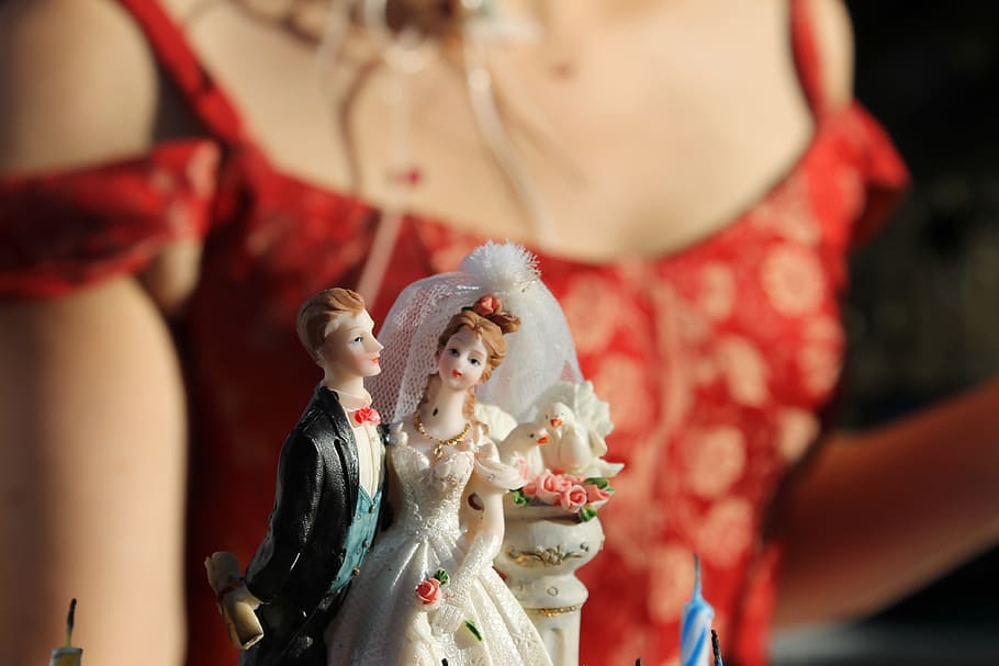bride and groom, wedding, love, cake, celebration, in love, red, figurine, bride, newlywed