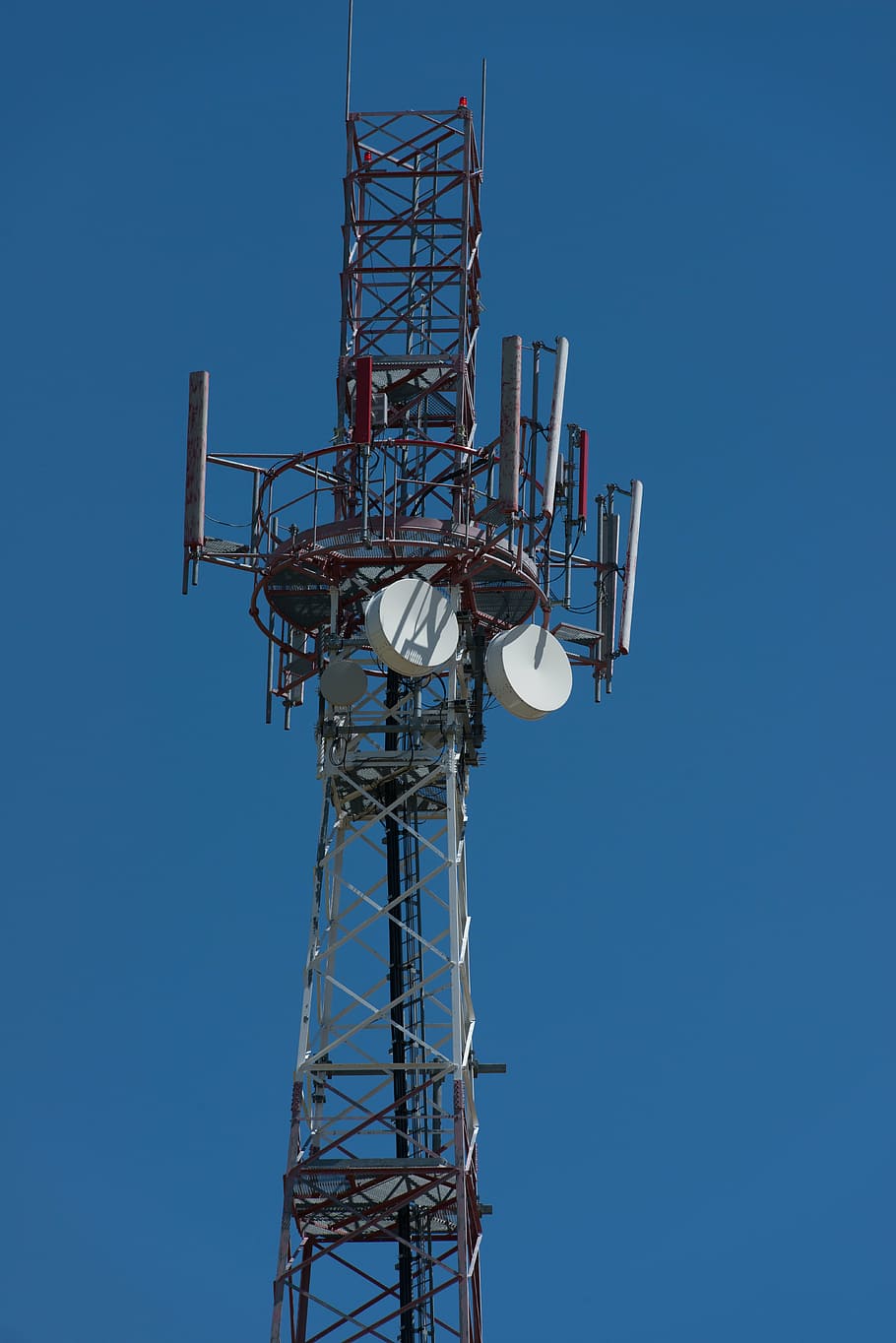 antena, céu, telecomunicações, céu claro, comunicação, tecnologia, visão de baixo ângulo, transmissão, torre, azul