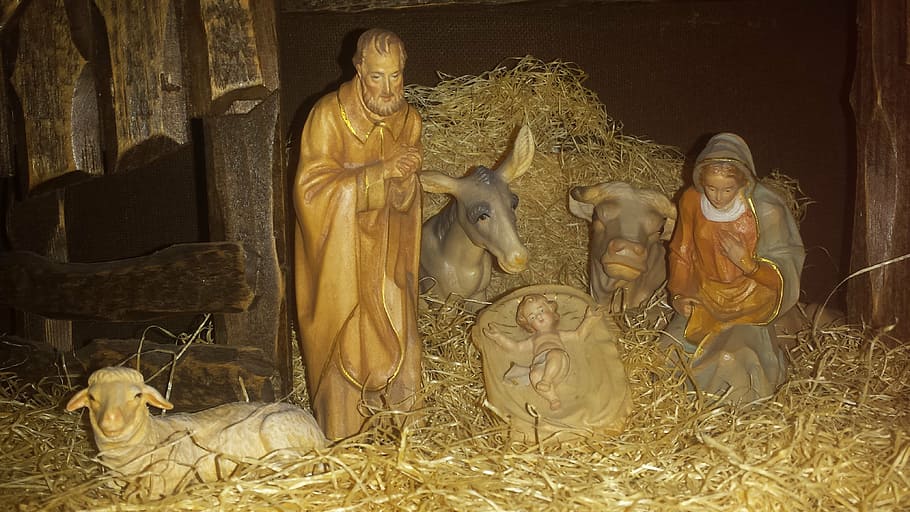 nativity scene, christmas, advent, baby jesus, redeemer, savior, christmas eve, crib, josef, maria