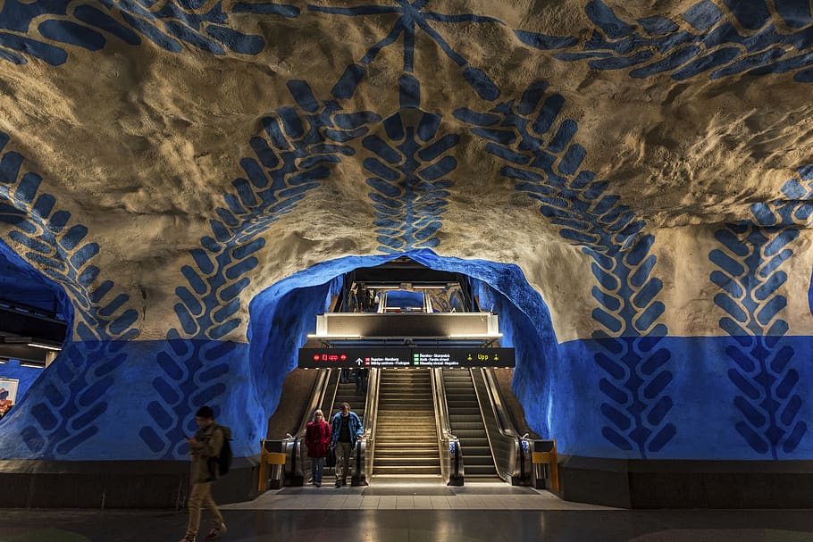 train, metro, station, stockholm, underground, urban, speed, platform, city, railway