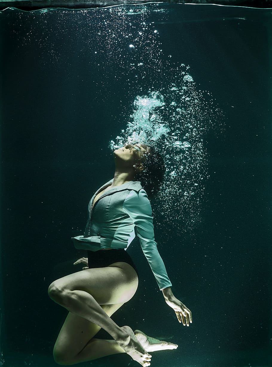 photography, woman, water, under water, fashion, increased, tank, fine art, model, pos