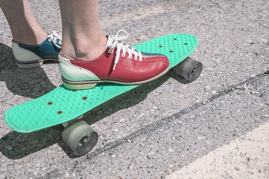 person, riding, green, penny board, objects, lazy, skateboard, shoes, summer, sunny