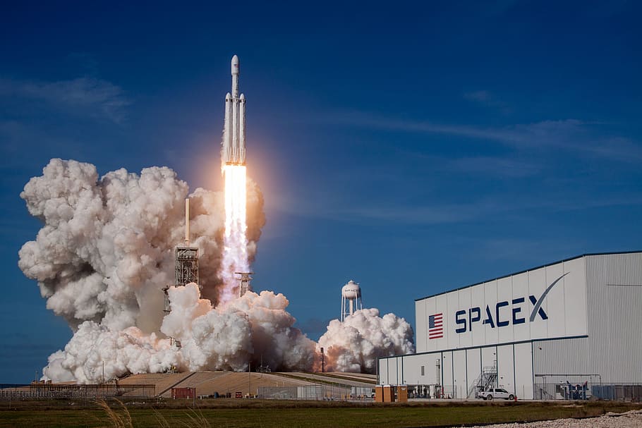 Falcon Heavy, Demo, Mission, gray space shuttle, rocket, smoke - physical structure, architecture, sky, space exploration, taking off