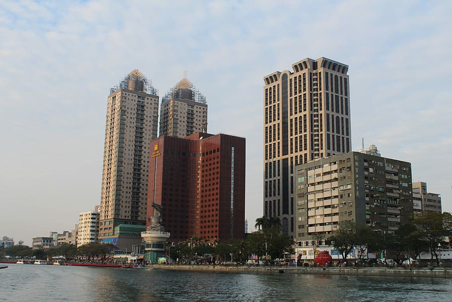 Kaoshiung, Taiwán, Asia, río, paisaje urbano, arquitectura, a lo largo del río, exterior del edificio, estructura construida, agua