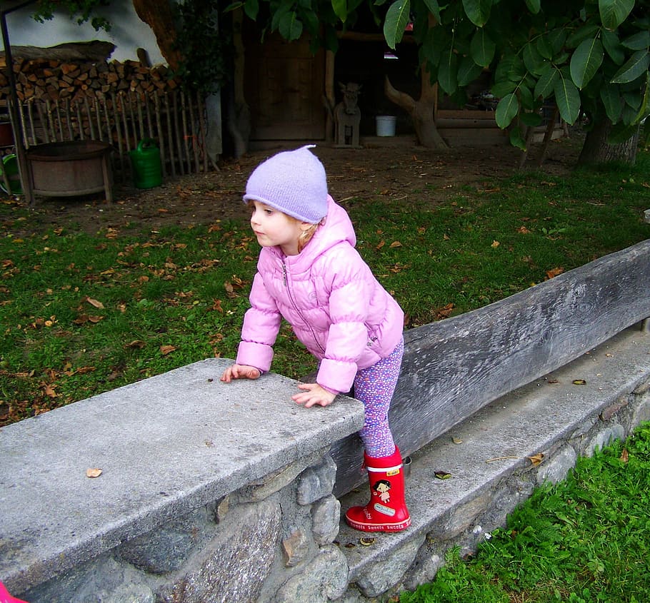 Toddler, Girl, Cute, child, outdoors, childhood, one Person, small, people, caucasian Ethnicity