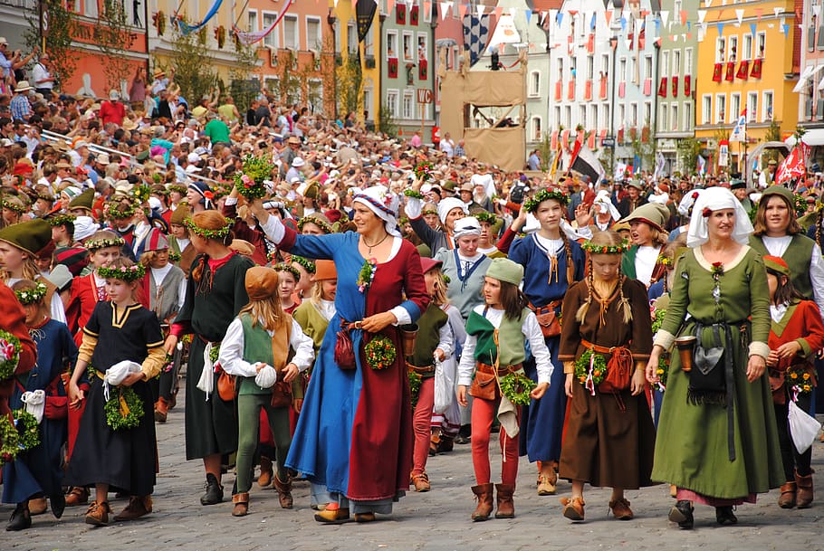 middle ages, historically, move, germany, customs, history, dance, celebrate, landshut, large group of people