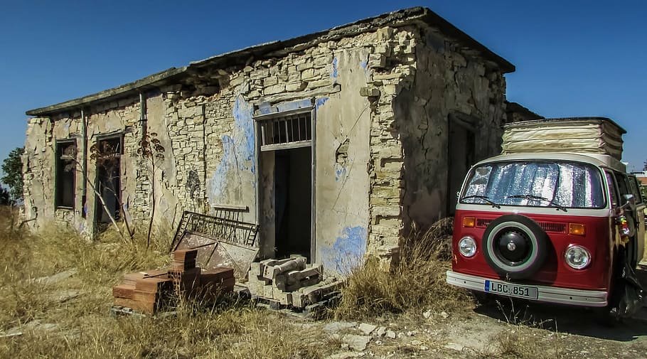 red, bus, concrete, house, old house, destroyed, ruins, abandoned, ruined, rusty