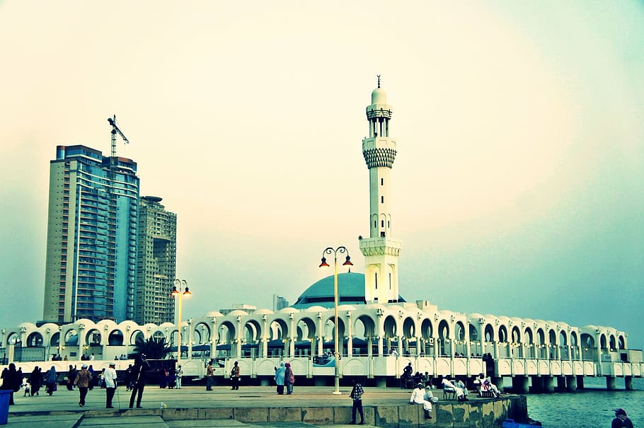 mosque, ar rahmah, jeddah, built structure, architecture, building exterior, sky, group of people, city, crowd