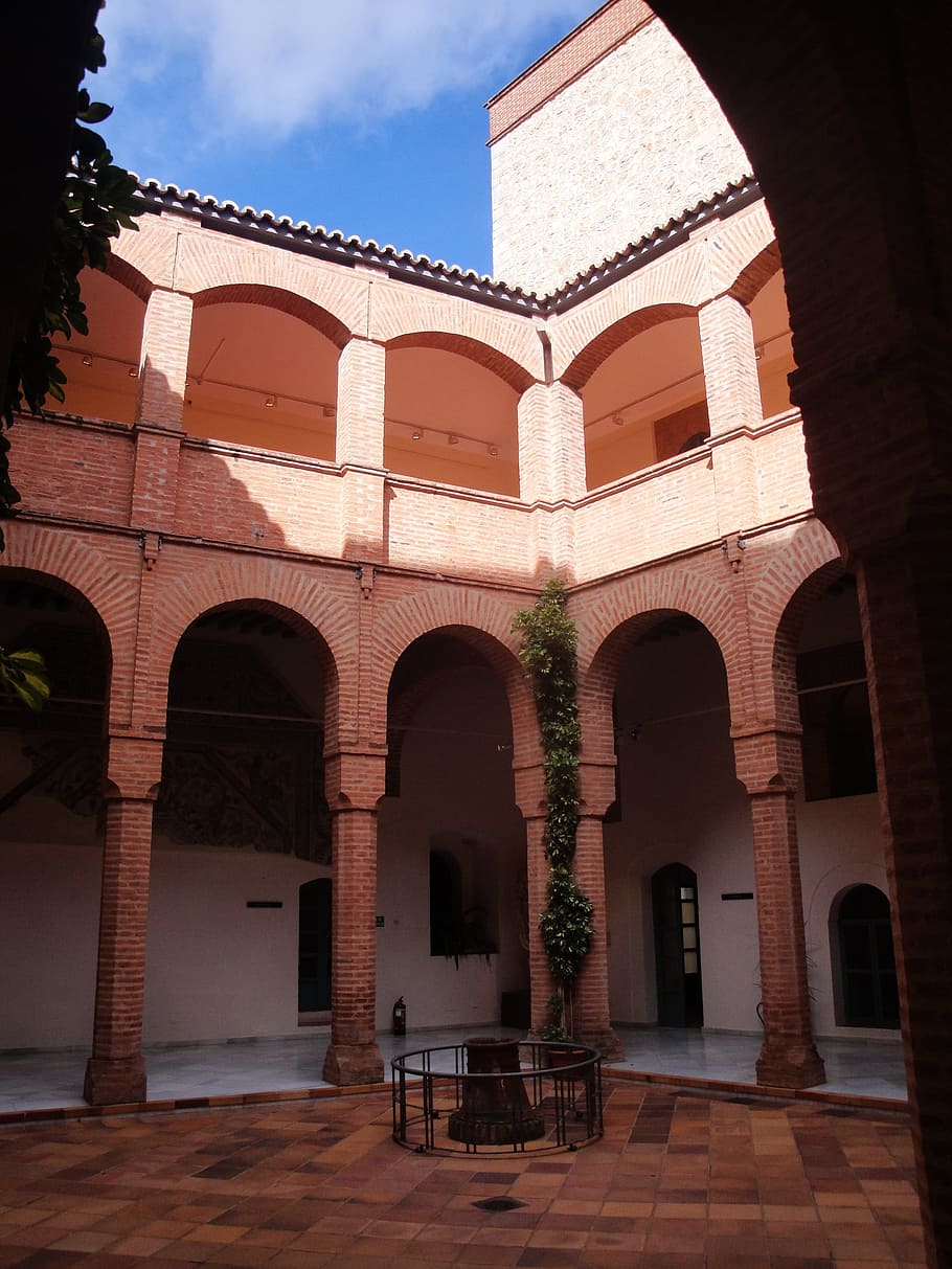 patio, arches, columns, mudejar, gallery, art, renaissance, museum, archaeological, brick