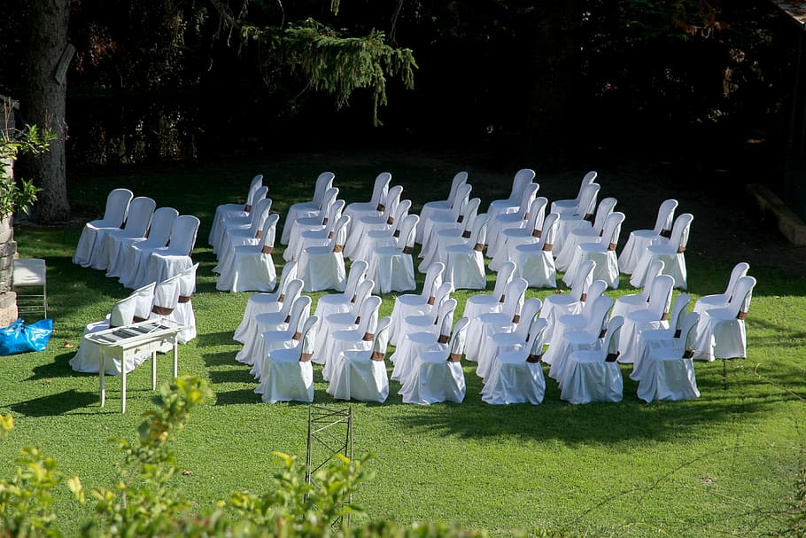 white, covered, chairs, filed, horizontally, green, lawn, sit, seat, furniture pieces
