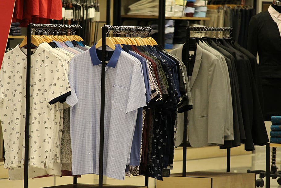 camisa, chaqueta de traje, colgante, estantes de la tienda, camiseta, camisas, casual, moda, tienda, polo