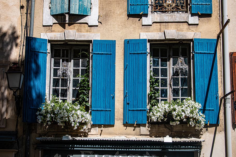saint-rémy-de-provence, window, neighbors, downtown, cozy, home, colorful, architecture, historic center, building