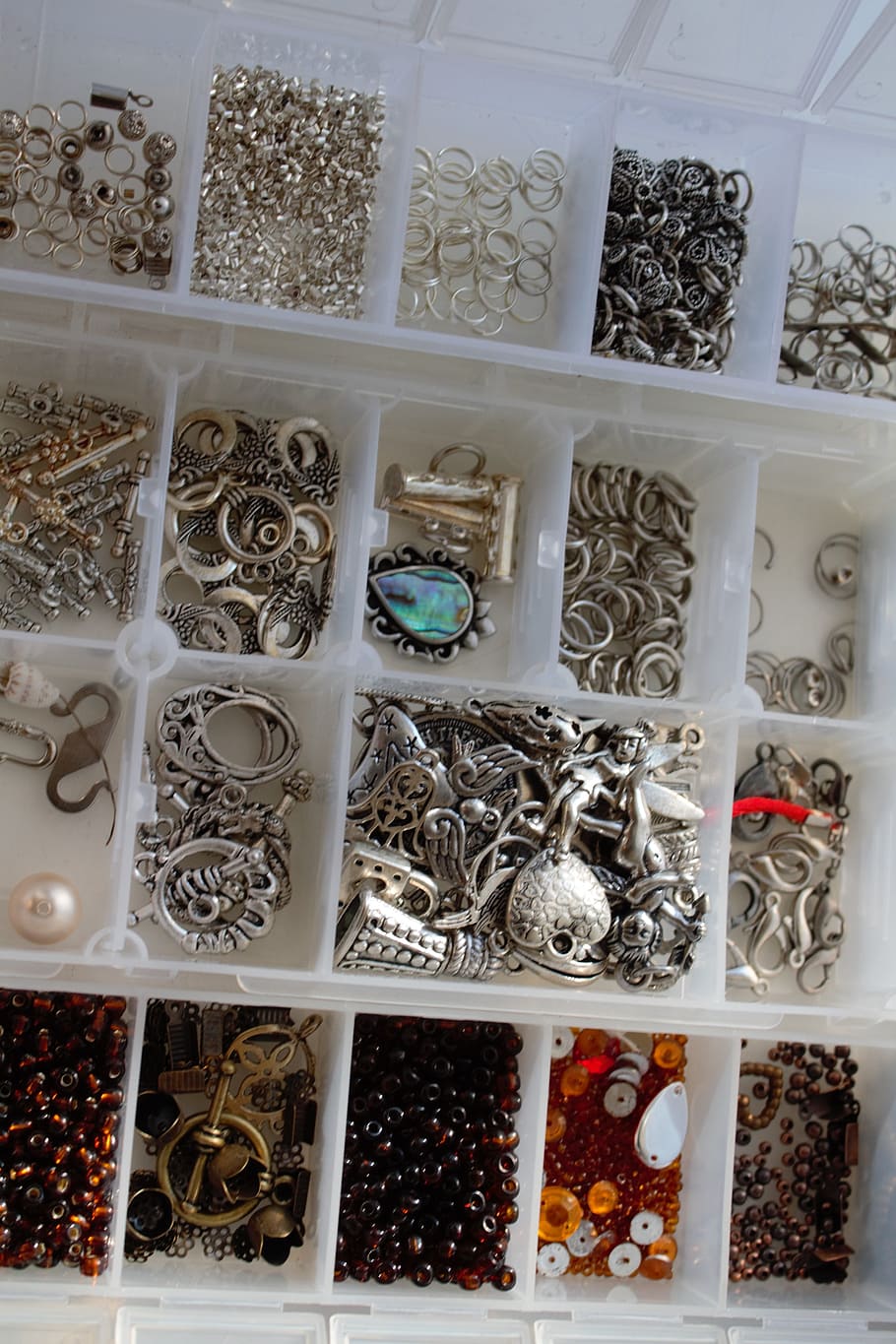 craft-beads-jewelry-hand-made.jpg