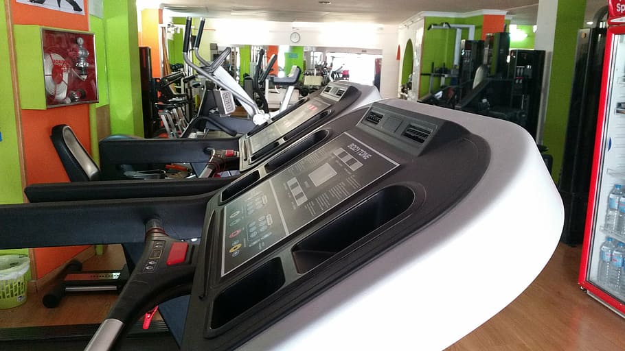 white, gray, treadmill, fitness, studio, training, sport, equipment, technology, indoors