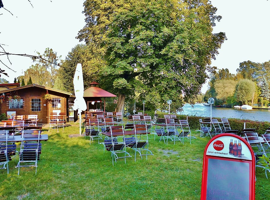 Beer Garden Restaurant Gastronomy Meadow Outside Catering