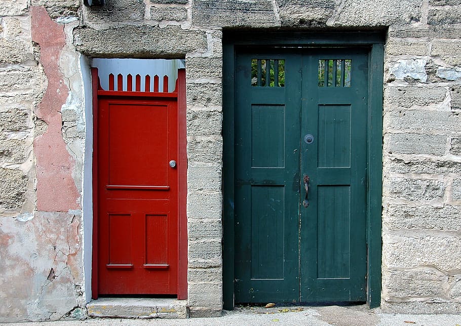 gray, concrete, building, green, red, doors, vintage doors, door, historic, st augustine