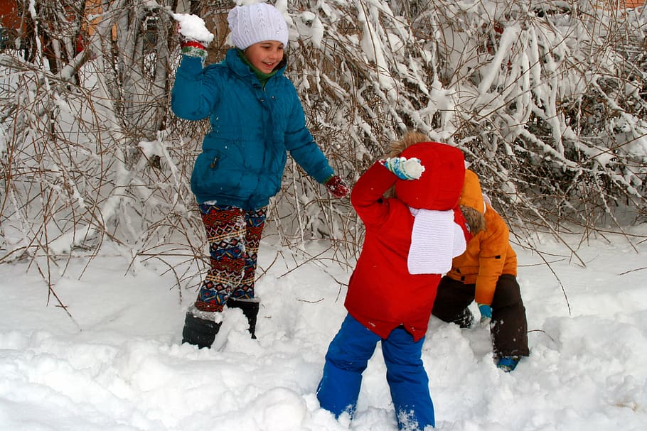 kids, play, snow, winter, joy, cold, cold temperature, child, childhood, warm clothing