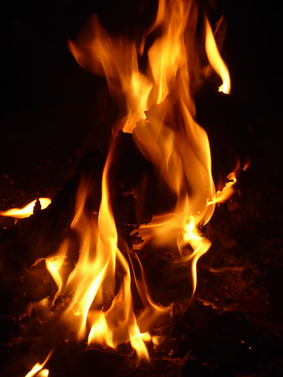 fuego, llamas, hoguera, resplandor, madera, marca, stoke, calor, quema ritual, liberación