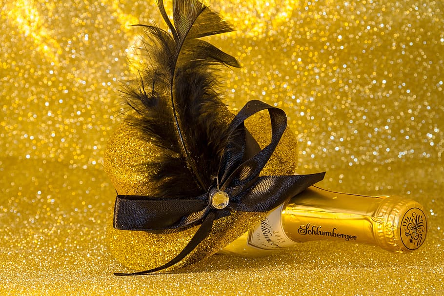 closeup, liquor bottle, feather decor, new year's eve, champagne, turn of the year, new year's greetings, annual financial statements, luck, festival