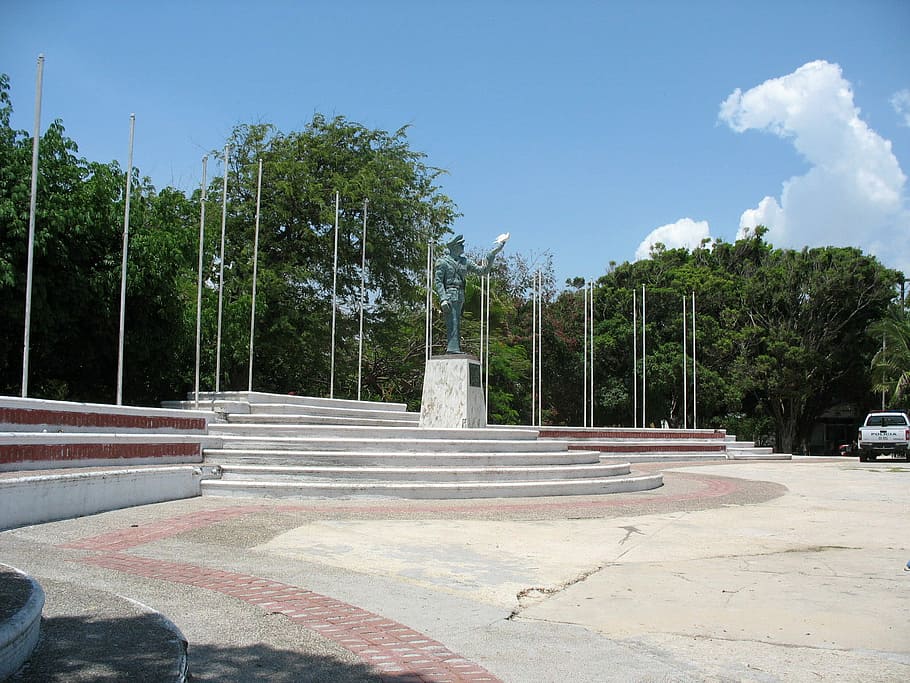 de, la, paz park, Plaza, la Paz, Barranquilla, Colombia, photos, park, plaza de la paz