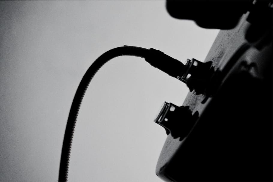 amp, wire, cable, black and white, equipment, indoors, close-up, music, studio shot, arts culture and entertainment
