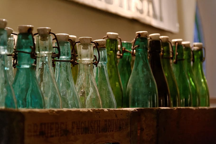 green, glass bottles, brown, wooden, bottle holder, green glass, holder, bottles, empty, case
