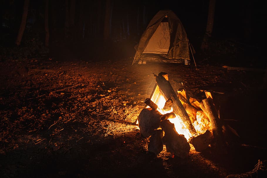 koster, camping, noche, carpa, viaje, fuego, calor, quemaduras, detener, fogata