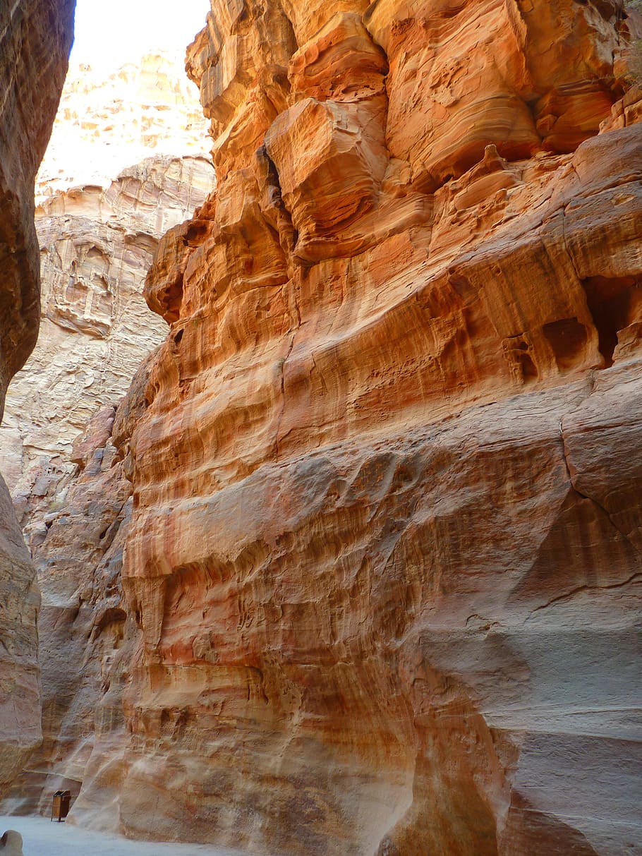 siq, jordan, holiday, travel, middle east, canyon, sand stone, petra, desert, rock formation