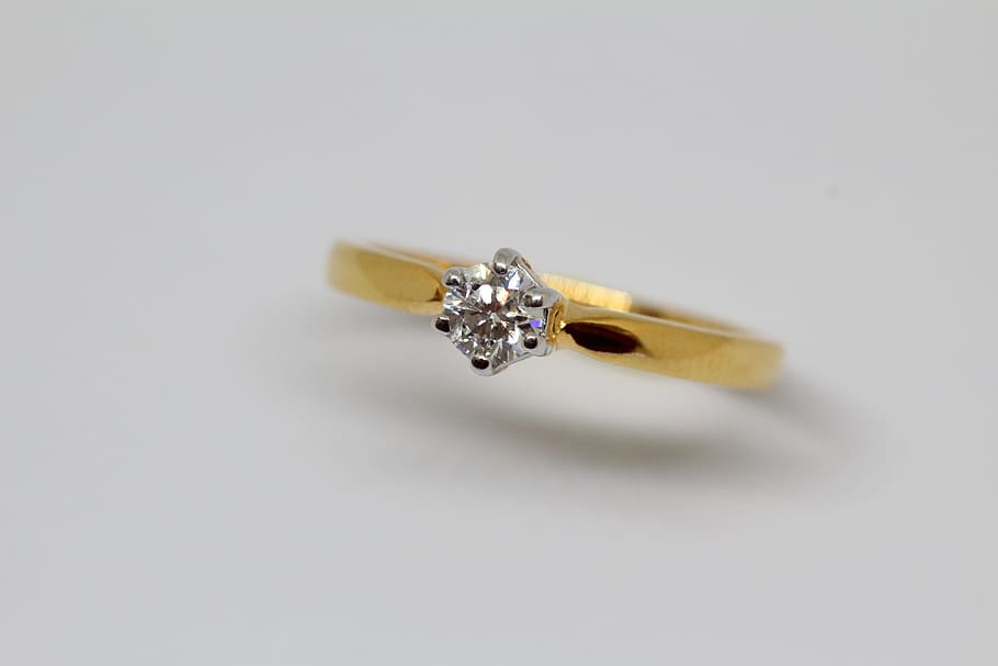 diamond, gold solitaire ring, gold, solitaire, ring, jewelry, diamond ring, marriage, gemstone, jewel