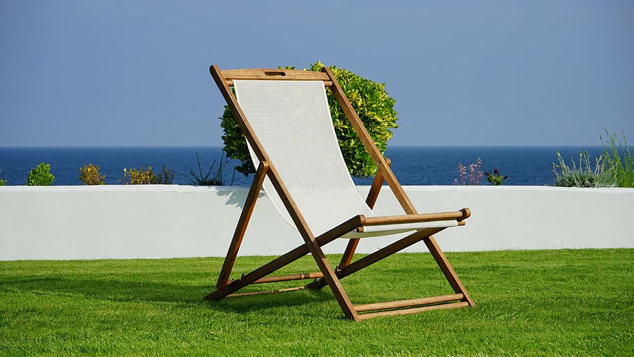 brown, white, deck chair, ground, wooden, folding, lounge, green, grasses, daytime