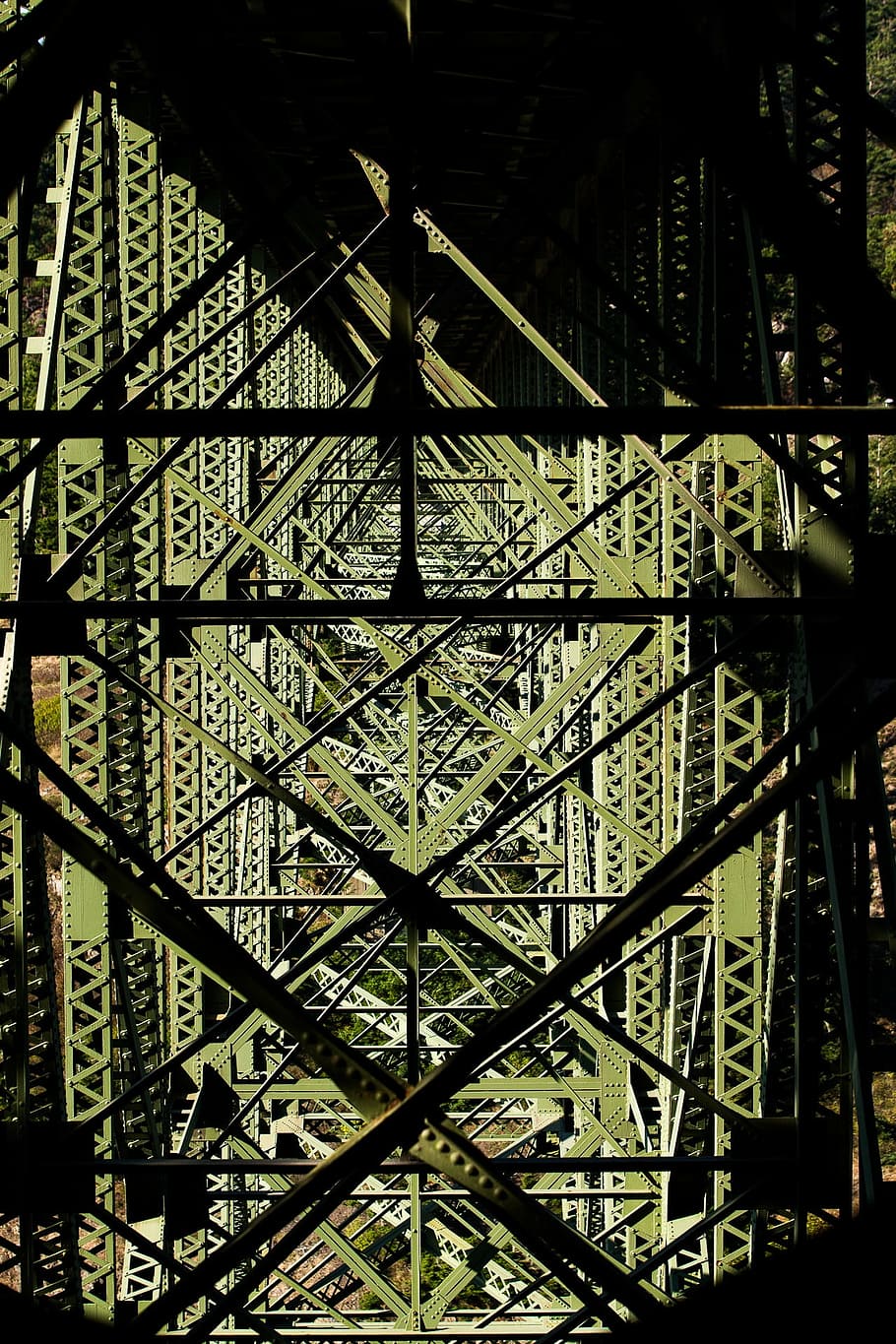 bajo, vista de ángulo, puente, verde, metal, marco, arquitectura, edificio, infraestructura, acero