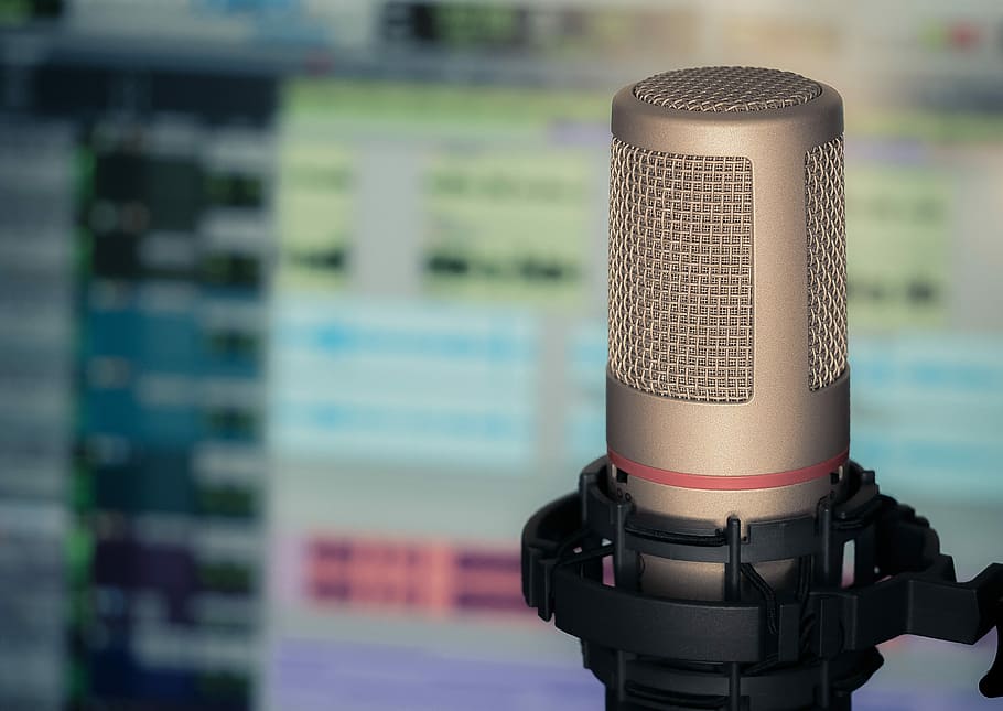 close-up photo, gray, condenser microphone, microphone, sound, computer, interview, reporter, question, entry