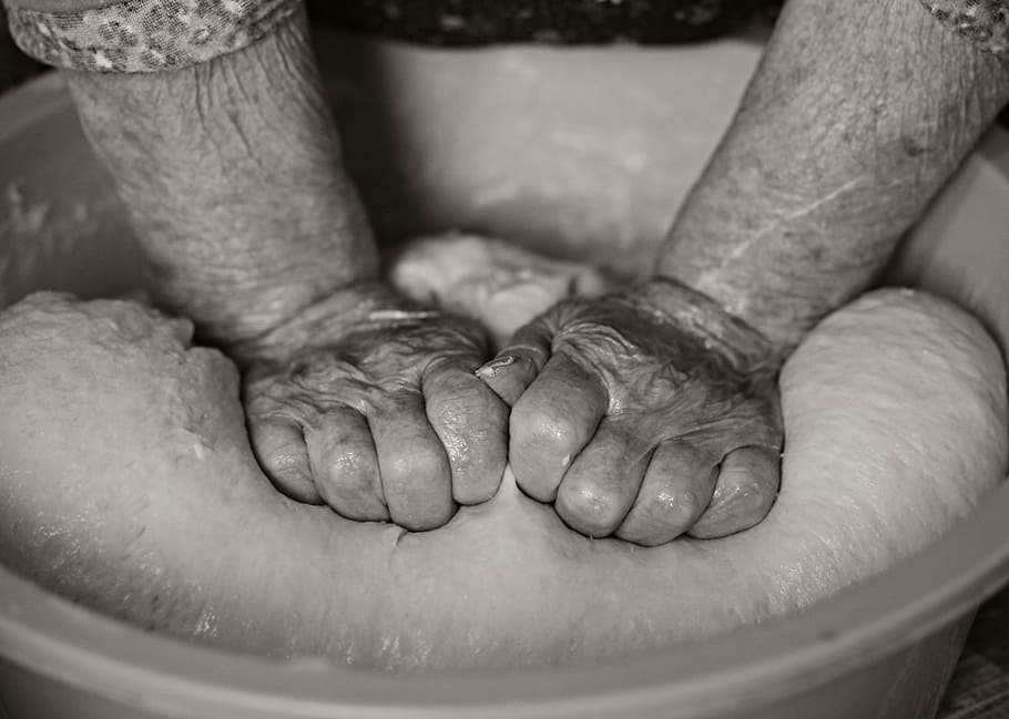 manos, abuela, coca, amasar, pastel, preparación, tradicional, parte del cuerpo humano, mano humana, mano