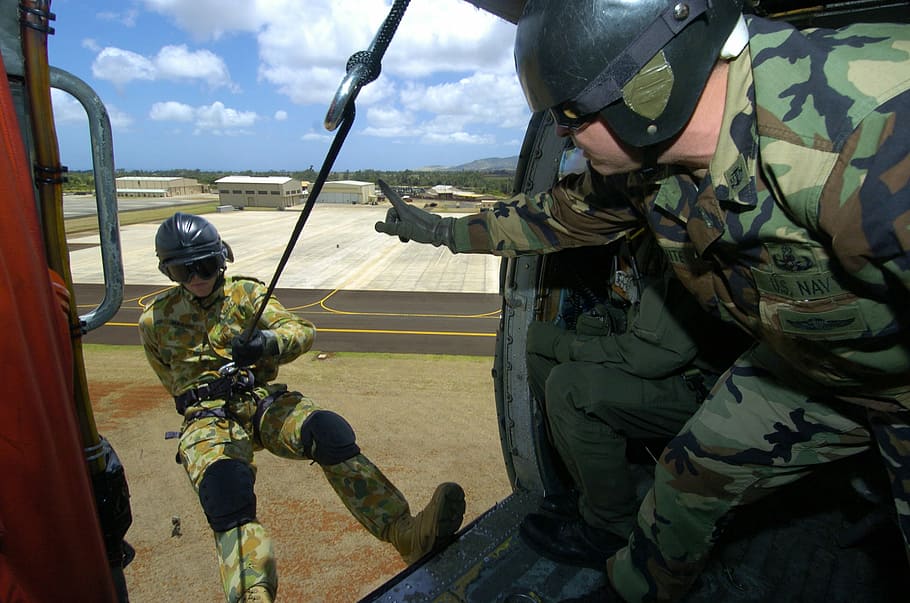 airborne, troops, practicing, Airborne Troops, Helicopter, Wheeler Army Airfield, Hawaii, airfield, JCCCPRODUCCTS, Navy