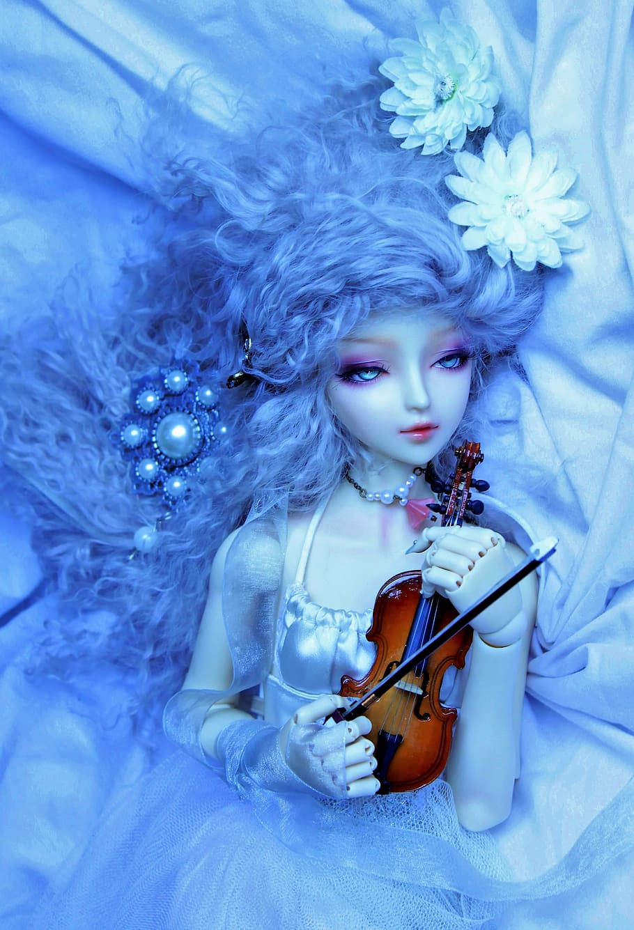 woman, holding, brown, black, violin illustration, sweetness, doll, violin, blue, flower