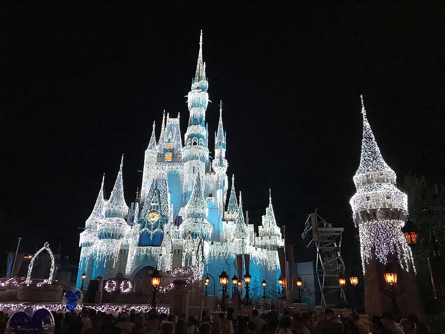 Disneyland, reino mágico, Disneylândia, castelo brilhante, castelo da Disney, brilhando, noite, arquitetura, lugar famoso, catedral
