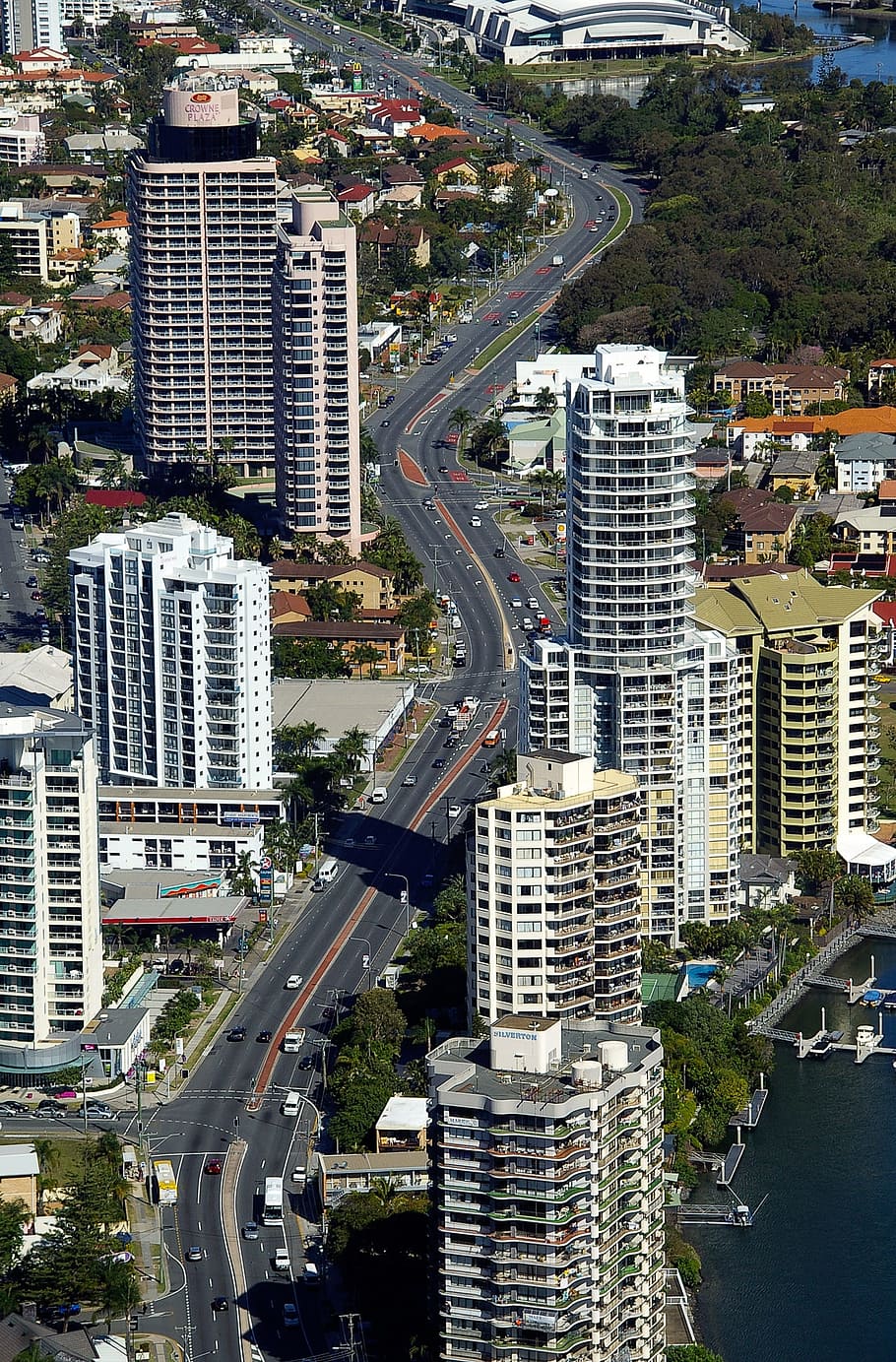 gold coast city, surfer's paradise, skyscrapers, towers, road, buildings, hotels, apartments, zigzag, highway