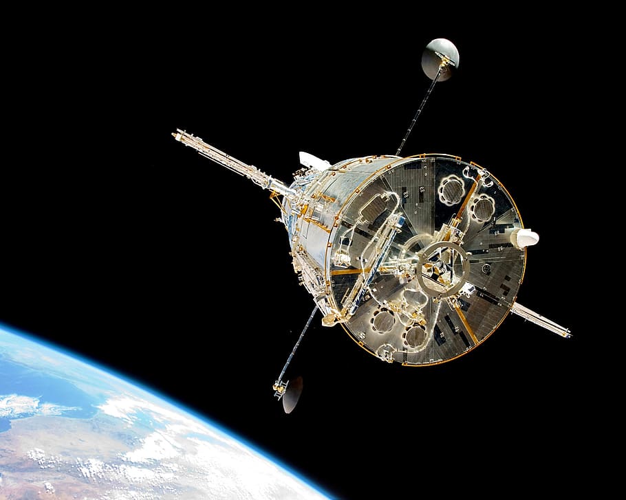 hubble, space telescope, orbit, space, cosmos, science, universe, flight, rear view, research