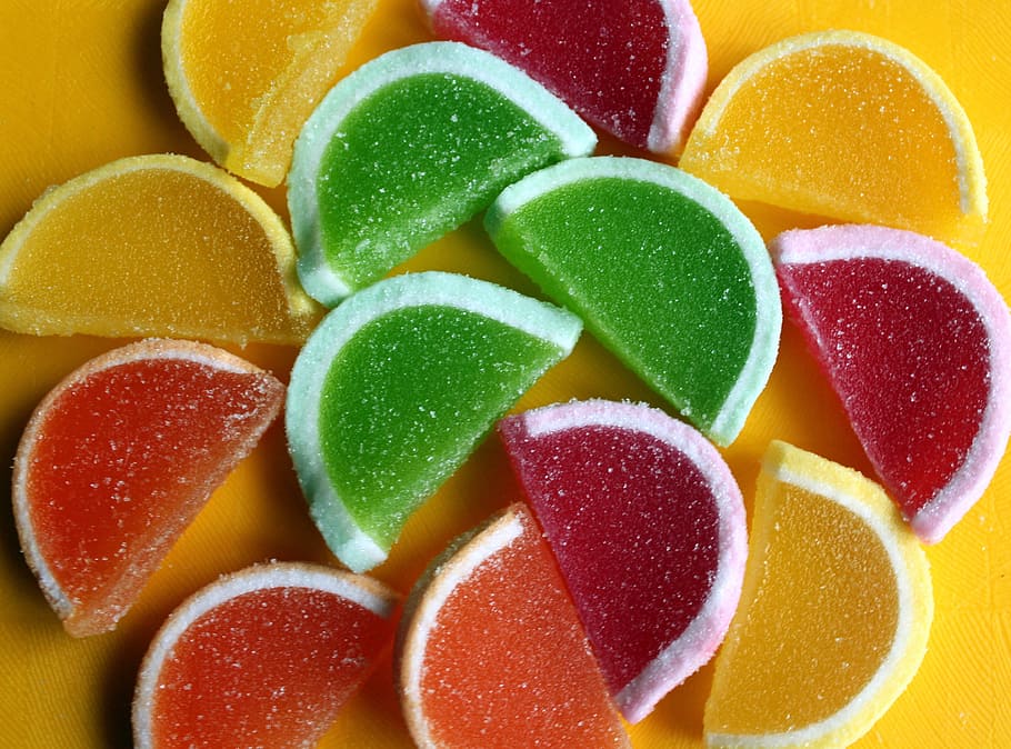sliced candies, jelly, gelatin, sugar, eating, dessert, lemon, biscuit, multi colored, large group of objects