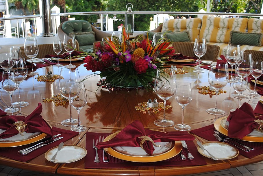표, 와인 잔, 접시, 테이블 설정, 장소 설정, 테이블 스케이프, 파티, 음식, 요리, 안경