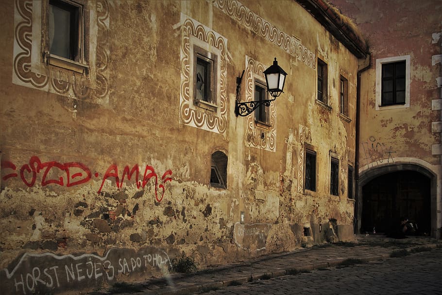 old plaster, the building of the old, old town, bratislava, the window, façades, the walls of the, walls, old houses, entrance