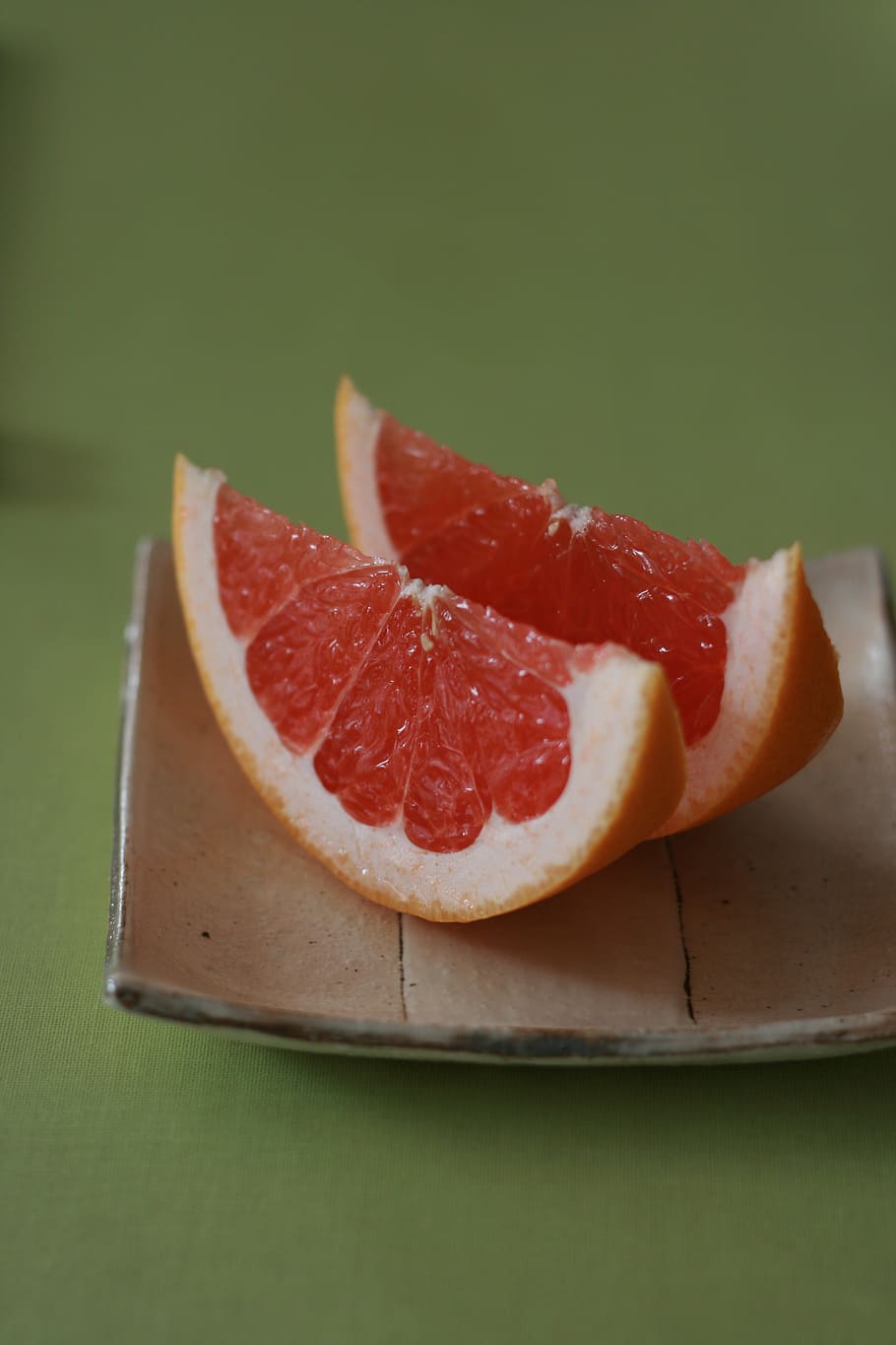 sliced, grapefruit, saucer, fruit, food, dessert, citrus fruits, vitamins, food and drink, freshness