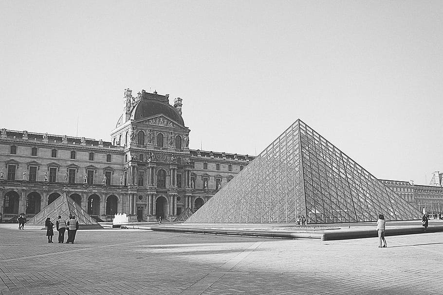 persona, en pie, famoso, punto de referencia, escala de grises, foto, lumbrera, museo, El Louvre, París